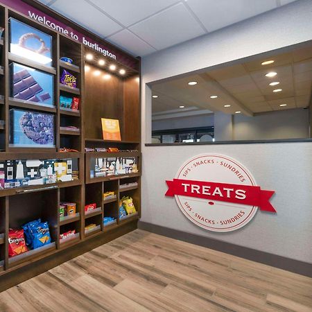 Hampton Inn & Suites Burlington Esterno foto