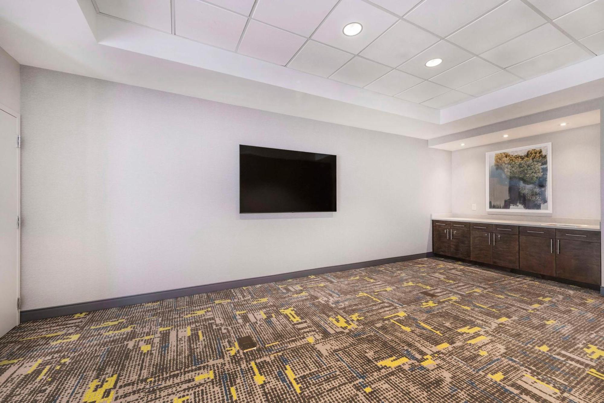 Hampton Inn & Suites Burlington Esterno foto