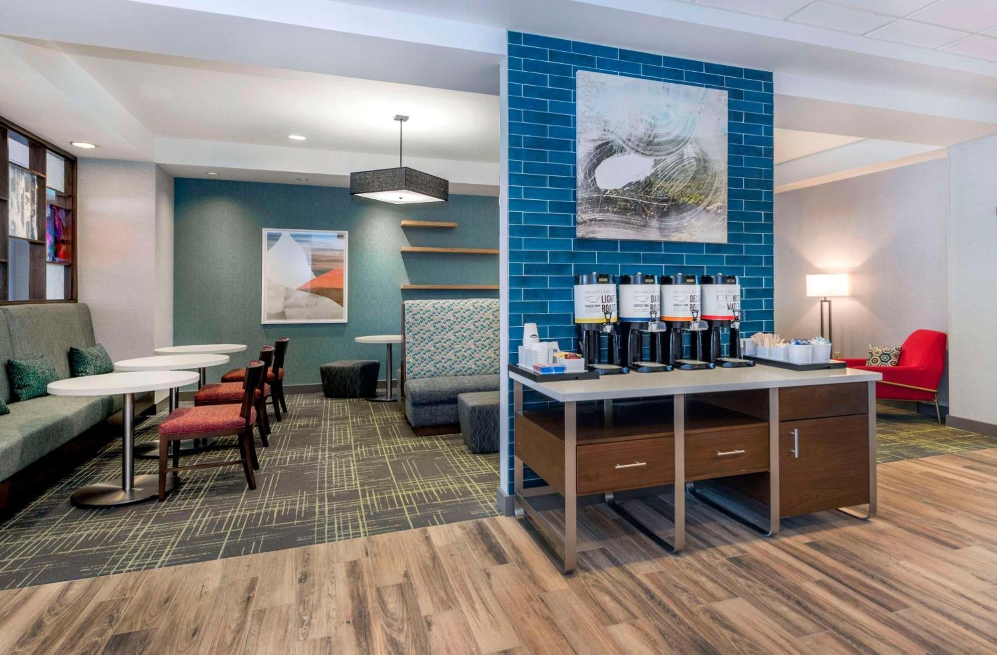 Hampton Inn & Suites Burlington Esterno foto