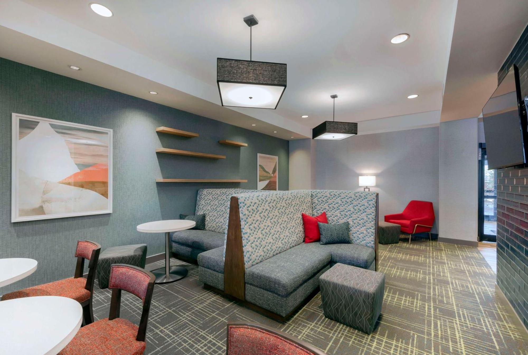 Hampton Inn & Suites Burlington Esterno foto