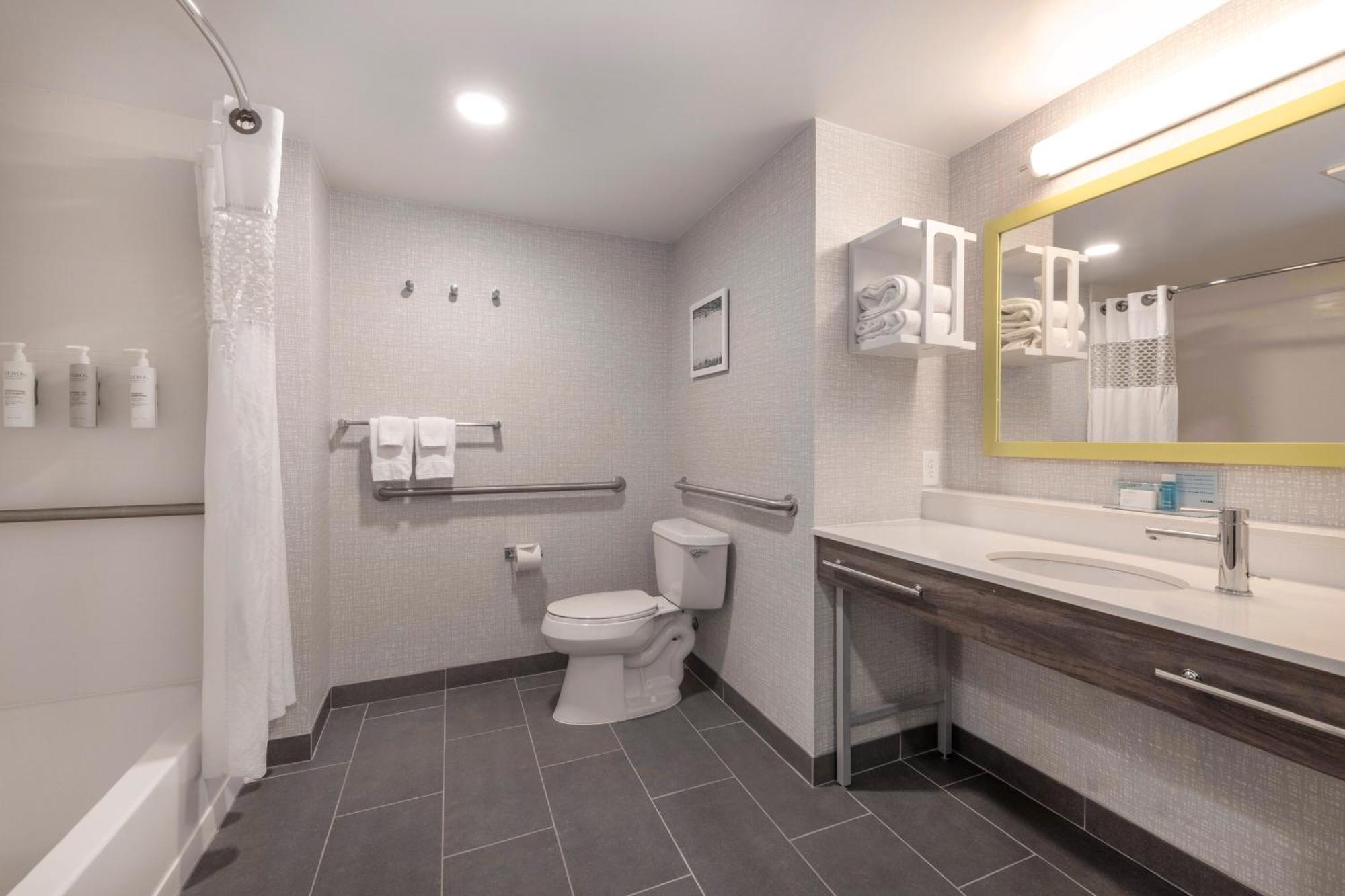 Hampton Inn & Suites Burlington Esterno foto