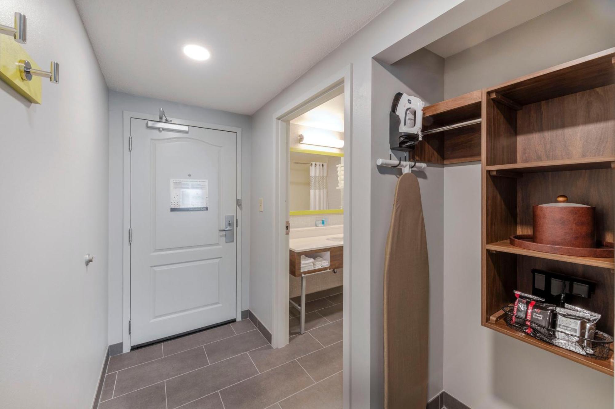 Hampton Inn & Suites Burlington Esterno foto