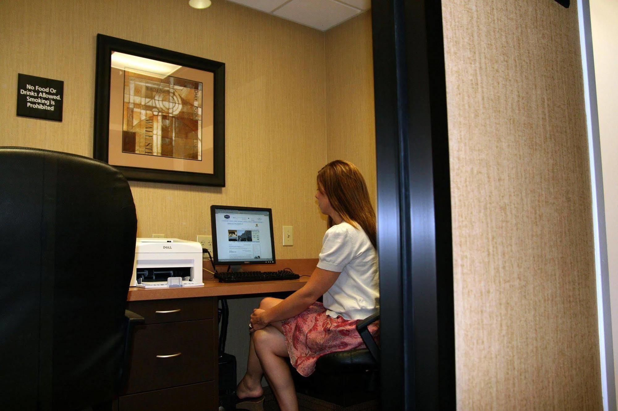 Hampton Inn & Suites Burlington Servizi foto